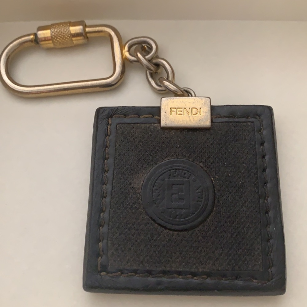 Authentic Fendi classic key chain w/ box - Picture 2 of 8
